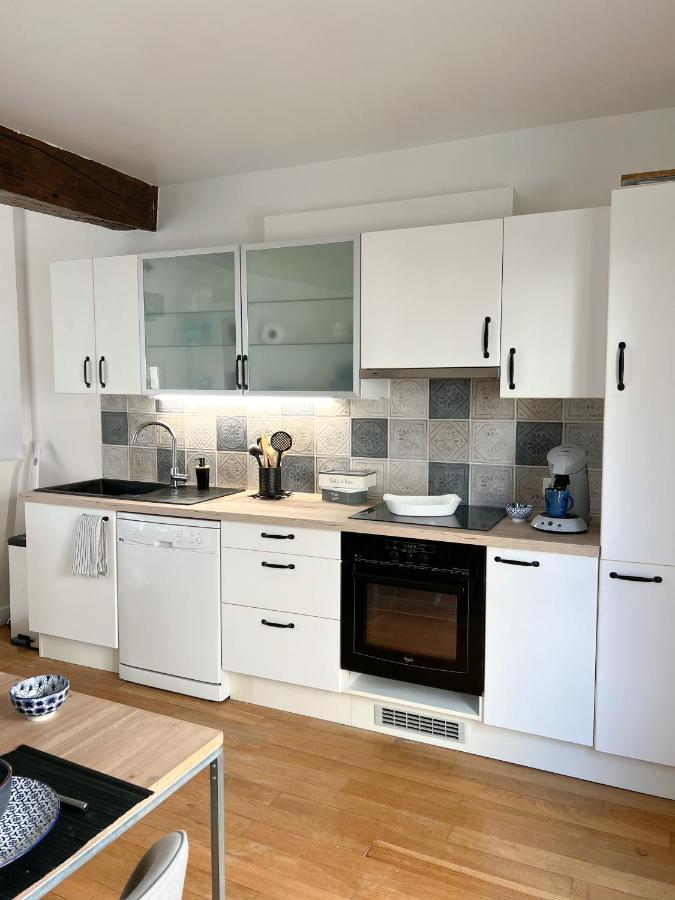 Le Rabelais, Superbe Appartement En Duplex, Proche Forteresse Et Monument Historique Chinon Luaran gambar